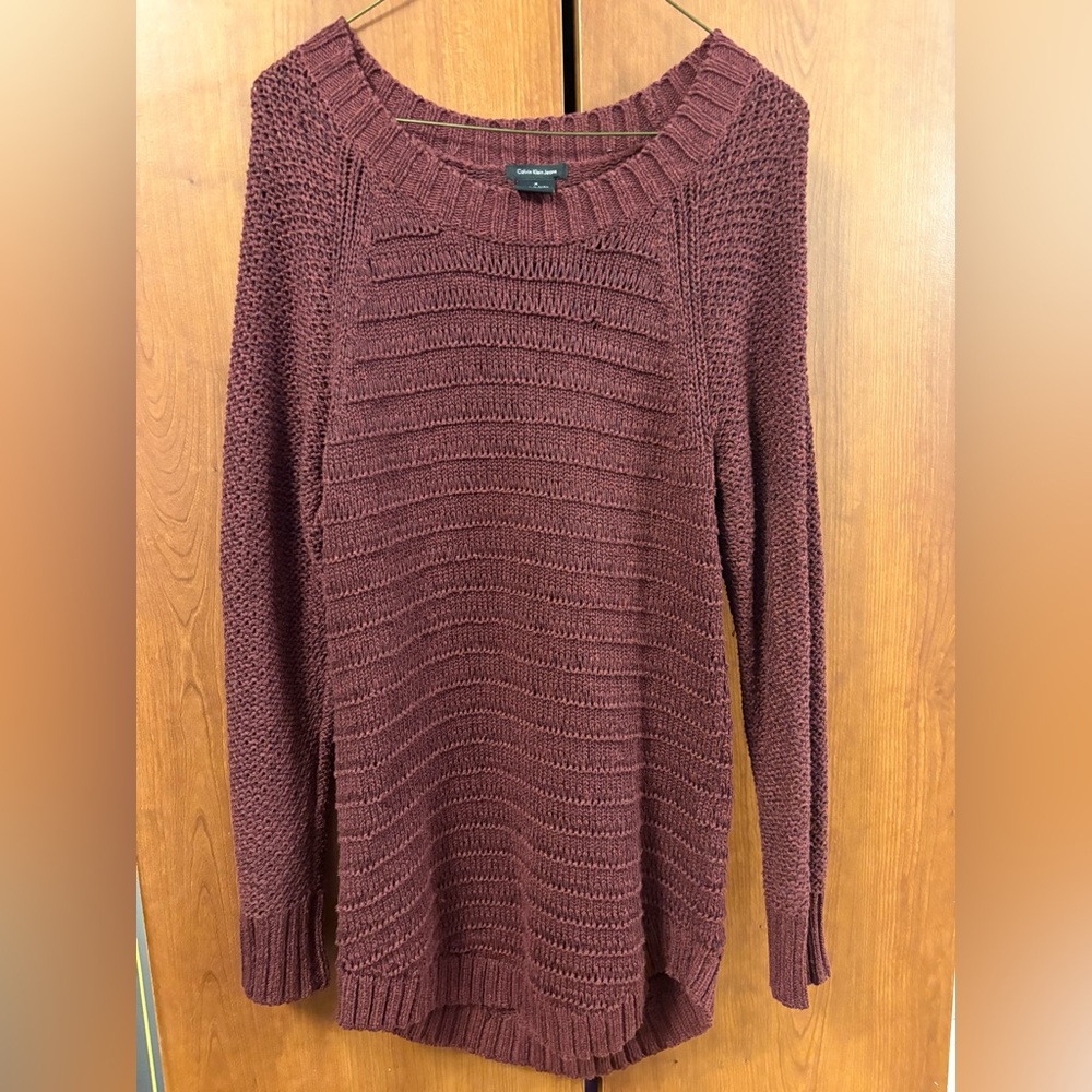 Calvin Klein Jeans Ribbed Sweater – Burgundy Texture – Size M